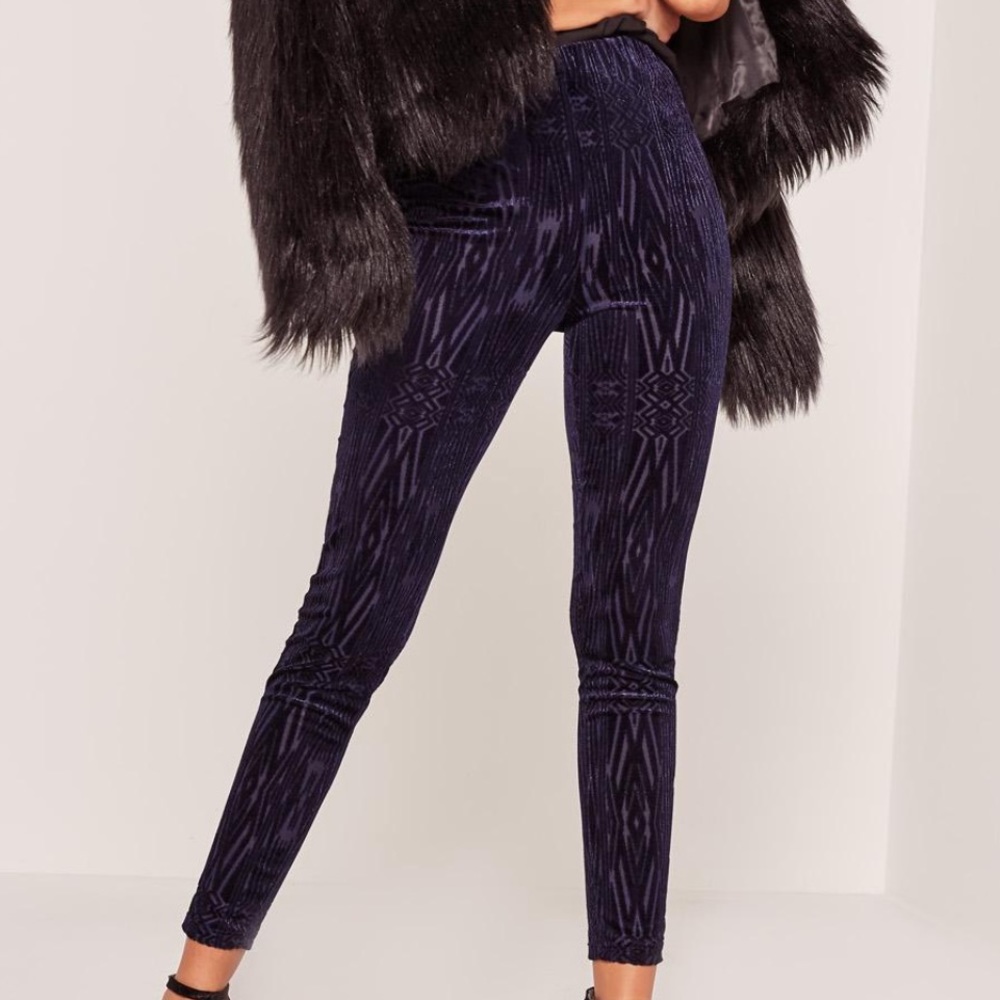 NEW Missguided Navy Velvet Leggings